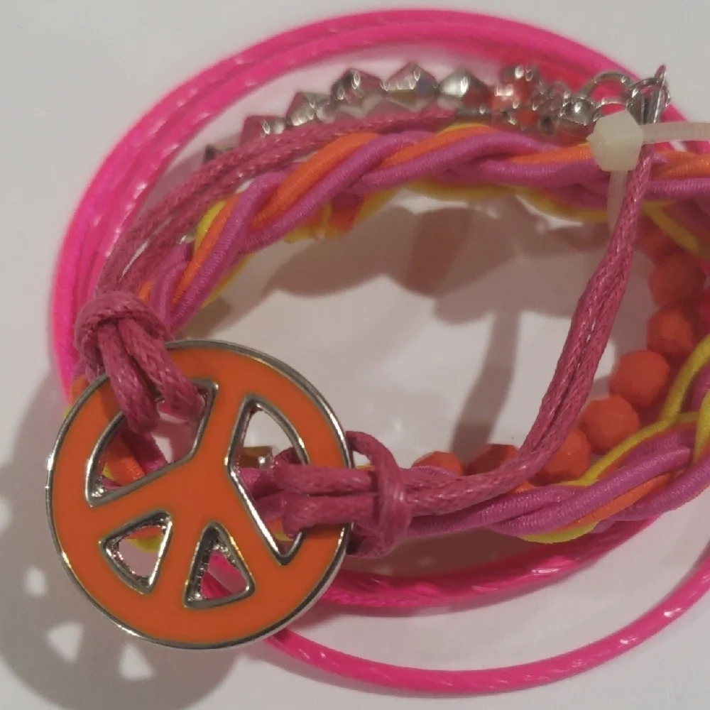 Set of 6 Colorful Mix Bangle & Stretch Bracelets with a Vibrant Peace Sign